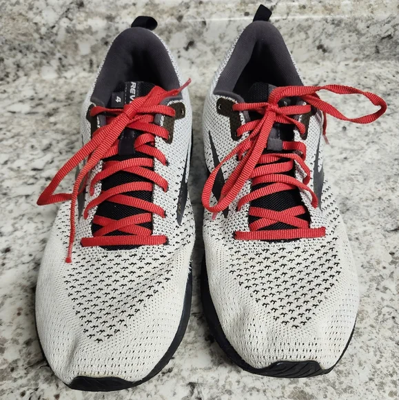 BROOKS REVEL 4 Running Sneakers White/Black/Red Mens Sz 10.5D #1103471D151 - Picture 2 of 6